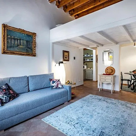 Yid Masaccio Apartment